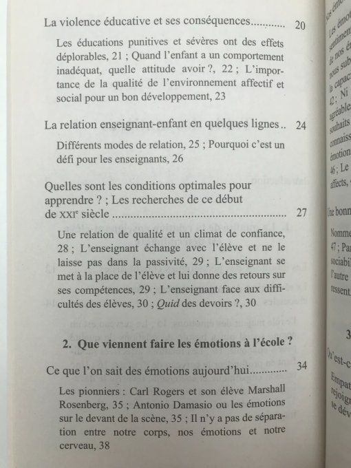 Heureux d'apprendre à l'école