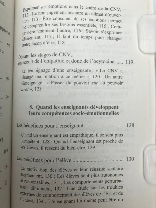 Heureux d'apprendre à l'école