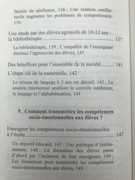 Heureux d'apprendre à l'école